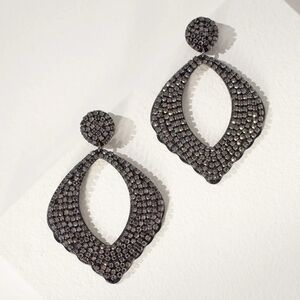 NWT SHIMMERY BLACK DROP LARGE HOOP EARRINGS